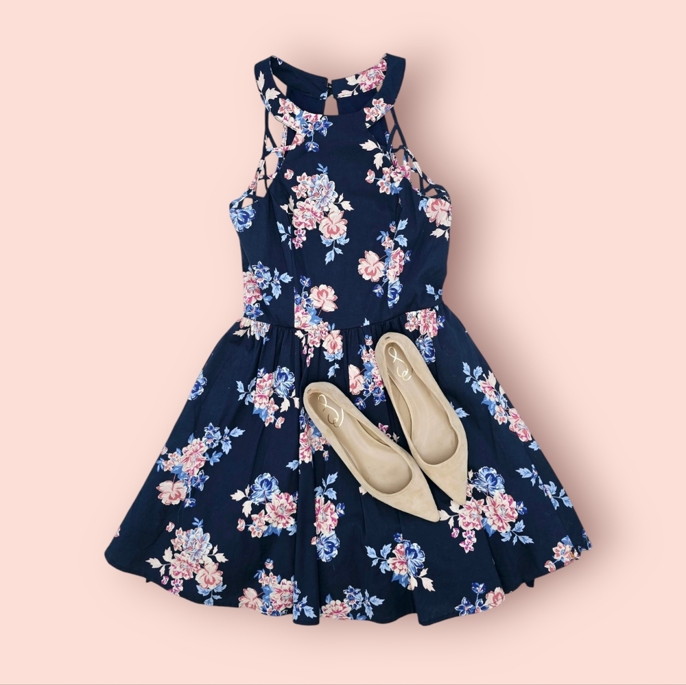 NWT! Charlotte Russe Halter Dress